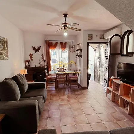 Charming Townhouse For Holiday In Nueva * Нерха