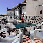 Сasa de vacaciones Charming Townhouse For Holiday In Nueva Nerja