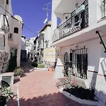 Charming Townhouse For Holiday In Nueva Сasa de vacaciones